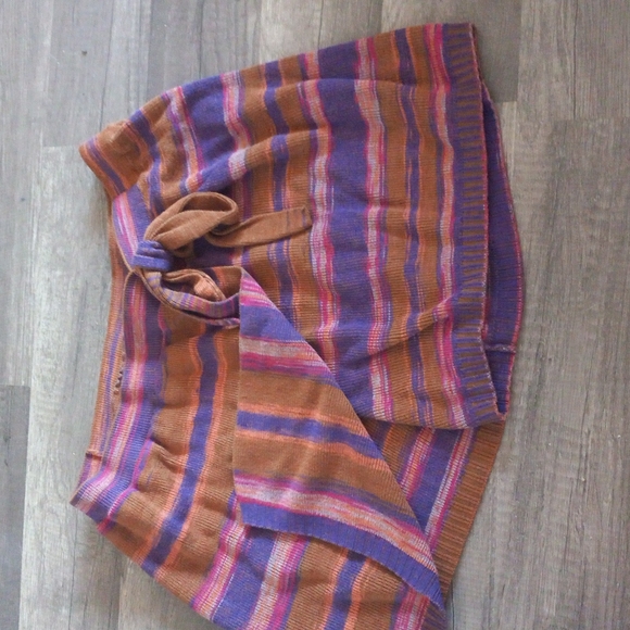 Free People Striped Sweater Knit Shorts Sz. L - Picture 3 of 5